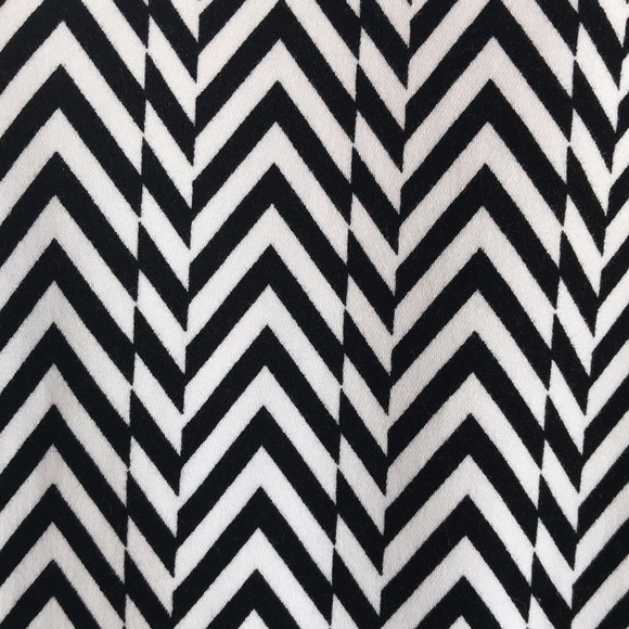 Volcom black and white Chevron pattern pants, 11 - Picture 6 of 16